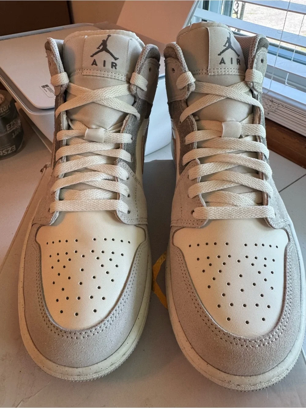 Jordan 1 Mid SE Neutral Grey Sail, Size 9M/10.5W. Brand New/Replacement Box.